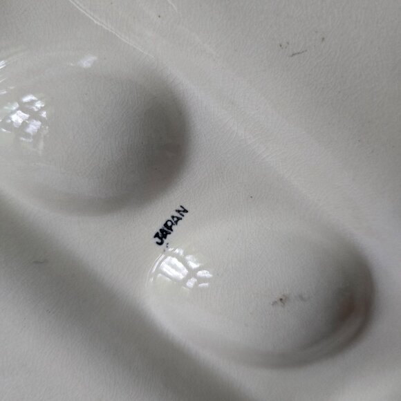 Japanese Ceramic Divided Serving Platter With Hand-Painted Vegetable Design - Picture 7 of 16